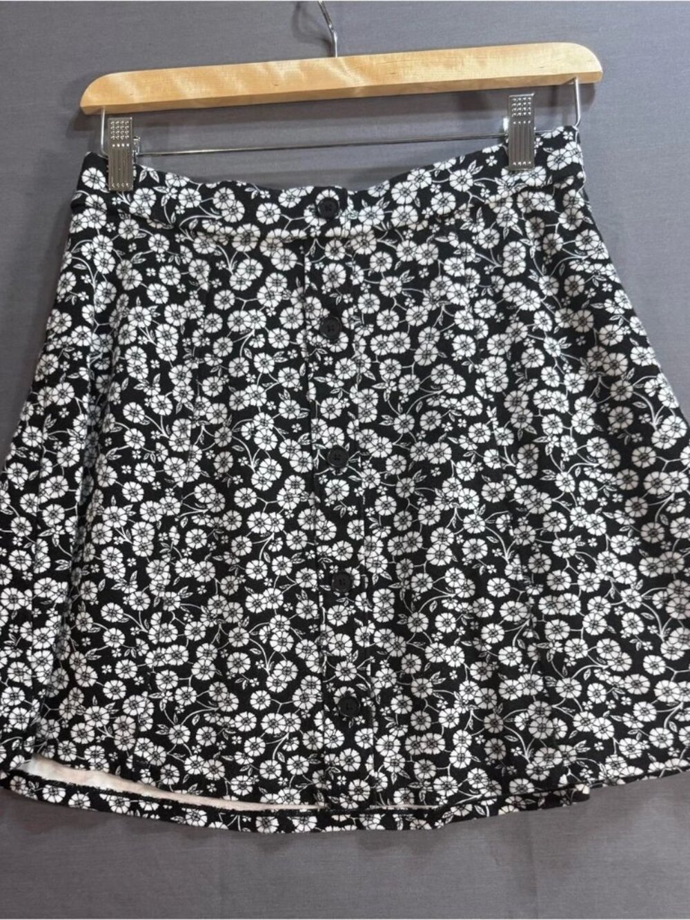 LOFT Black & White Floral Button Front Skirt [XS]